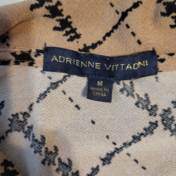 Adrienne Vittadini Sleeveless Tie Neck Blouse Size Medium - Picture 5 of 7